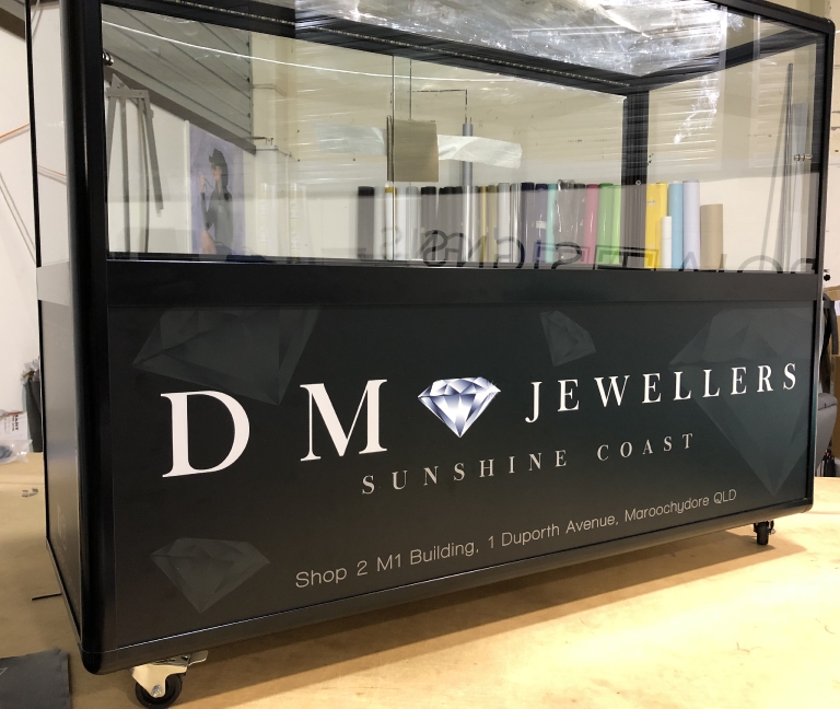 dmjdisplaycabinet